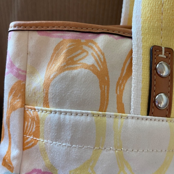 Coach Hampton Signature scribble tote - Picture 5 of 8